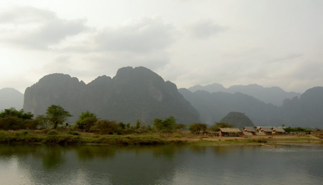 Řeka Mekong je dopravní tepnou vnitrozemského Laosu. Zdroj: sxc.hu