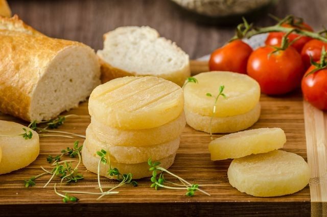 Tvarůžkov&yacute; festival Olomouc olomoucke_tvaruzky_zrajici_syr