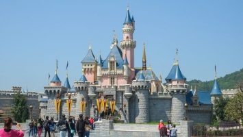 Co je zakázáno v Disneylandu