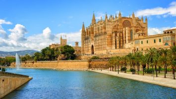 Mallorca zavádí daň pro turisty
