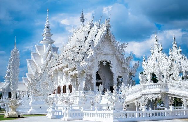 Wat Rong Khun, Bílý chrám v Thajsku