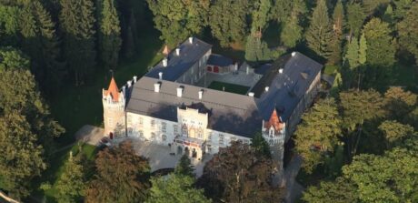 Zámek Chateau Heralec