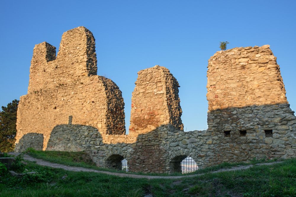 Zřícenina hradu Starý Jičín