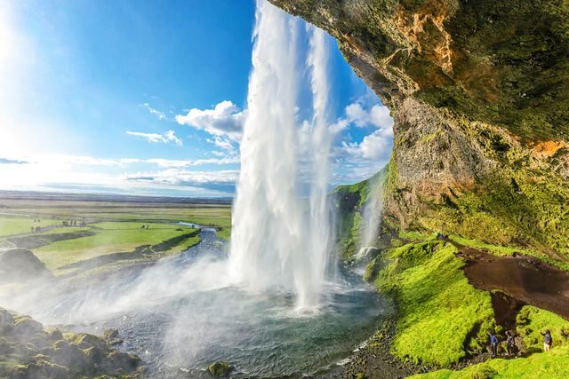 Vodopád Seljalandsfoss, Island