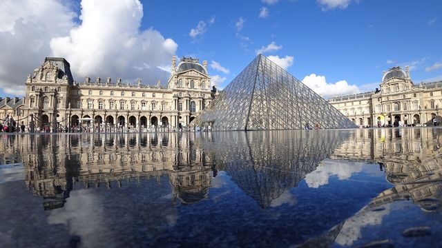 Nejlepší památky v Paříži, Louvre