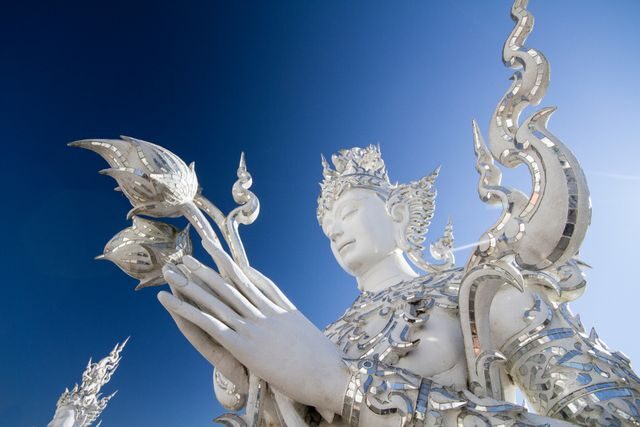 Wat Rong Khun, Bílý chrám v Thajsku